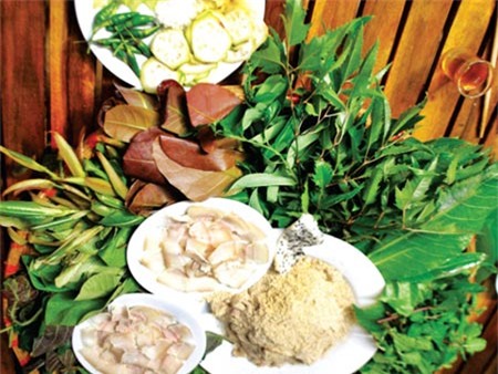 Độc đáo gỏi lá Kon Tum, Ẩm thực, goi la, goi la Kon Tum, goi, me, la, thit ba chi, am thuc, mon ngon de lam, mon ngon moi ngay, mon ngon, nau an