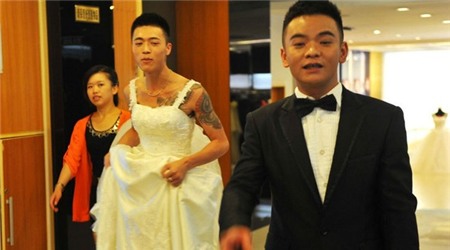 3 đám cưới đồng tính gây