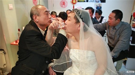 3 đám cưới đồng tính gây