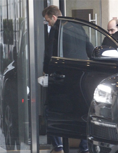 Khoác áo PSG nhưng Becks không đưa cả gia đình sang Pháp sinh sống vì anh chỉ thi đấu có 5 tháng.