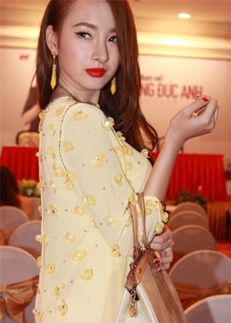 Phương Trinh nâng ngực “khủng”, Phim, phuong trinh, angela phuong trinh, phuong trinh nang nguc, phuong trinh sua mui, ngoi sao, nang nguc, dao keo, tin tuc