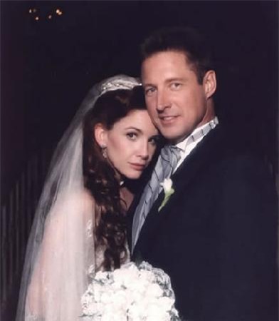 Bật mí đời tư diễn viên 'Ngôi nhà nhỏ trên thảo nguyên'