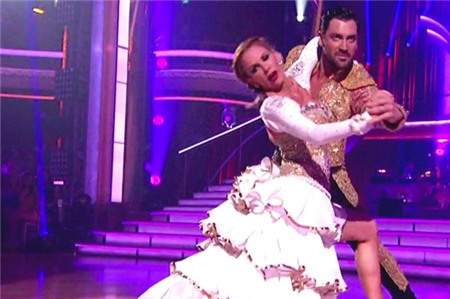 Bật mí đời tư diễn viên 'Ngôi nhà nhỏ trên thảo nguyên'