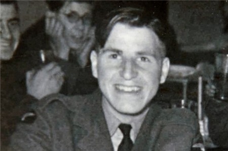 Hai anh em thất lạc 80 năm có cuộc đời trùng hợp khó tin 2