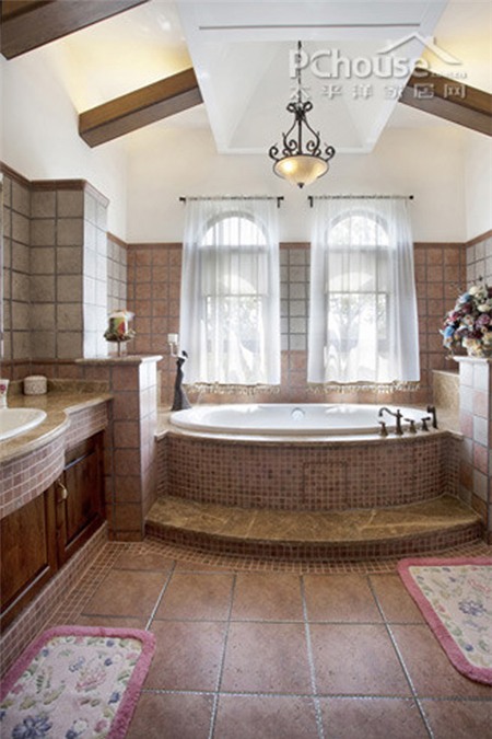 Thăm tổ ấm của