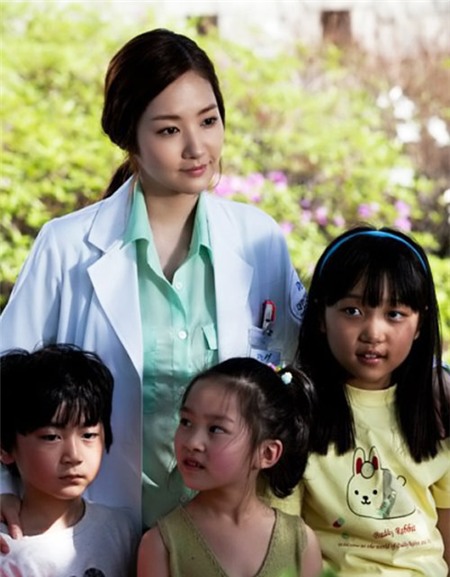 4 nữ bác sĩ xinh đẹp của màn ảnh Hàn, Phim, nu bac si tren man anh, phim han, ngoi sao, bao ngoi sao, dien vien, phim, phim hay, phim hay nhat, phim moi, xem phim