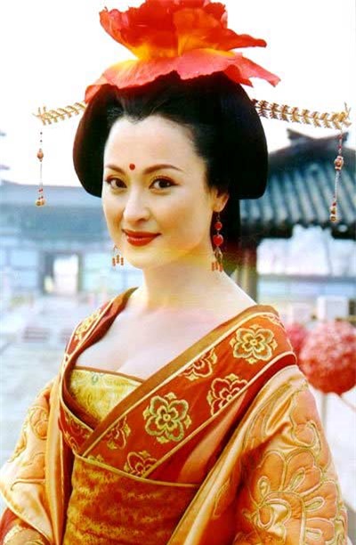 Lã Hậu man rợ nhất lịch sử Trung Quốc - 1