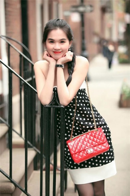 Ngọc Trinh - tín đồ cuồng nhiệt của chấm bi - 14