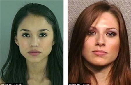Vẻ đẹp của những nữ tù nhân trẻ tuổi trong ảnh hồ sơ tội phạm 1