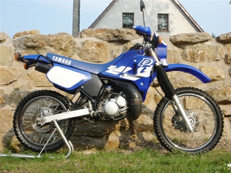 Yamaha DT125R