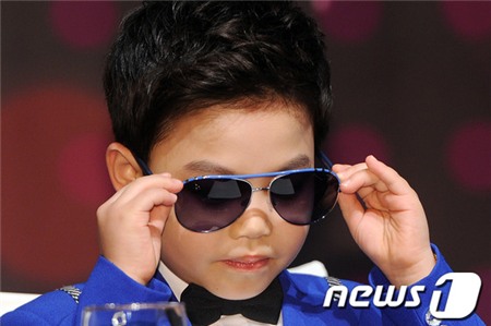 Cư dân mạng Hàn xin lỗi