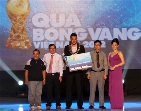 Huỳnh Quốc Anh; Quả vóng vàng