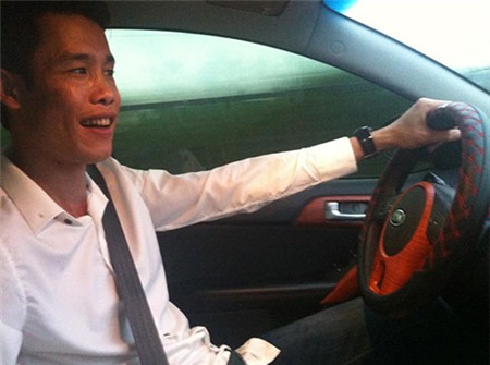 Bạn gái Hiệp gà đi làm y tá - 6