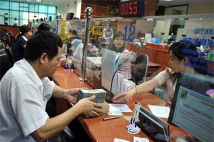 Các ngân hàng thương mại chần chừ hạ lãi suất