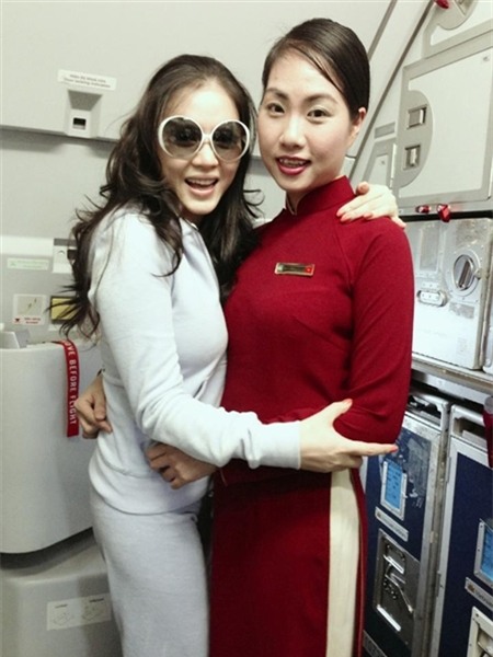 phi công; Lý Nhã Kỳ