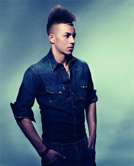 Tiền đạo trẻ Milan phong cách với