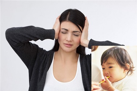 Chuyện những bà mẹ vật vã cai sữa cho con 1