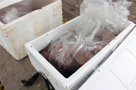 Thực phẩm TQ liên tục 'gây bão', Thị trường - Tiêu dùng, thuc pham ban, ca tam TQ, ech TQ, ca tre TQ, thit bo TQ gia Uc My, noi tang ngam hoa chat, can than thuc pham TQ, bat giu, hai suc khoe, doc hai