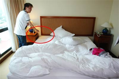 Nhờ công an, nhưng 4 năm trôi qua, Đàm Vĩnh Hưng vẫn chưa tìm được 2 chiếc nhẫn kim cương của mình.