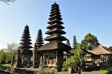 Những ngôi đền đẹp mê hồn trên đảo Bali - 3