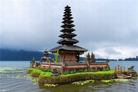 Những ngôi đền đẹp mê hồn trên đảo Bali - 4