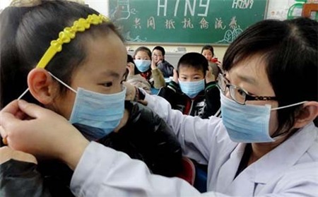 Trung Quốc, lên án, cáo buộc, thí nghiệm, tạo chủng virus mới, đạo đức