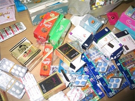 Lợn tai xanh, chuột bao tử, thạch đen, siêu bẩn, Metro, kem Tràng Tiền nhái, thuốc kích dục