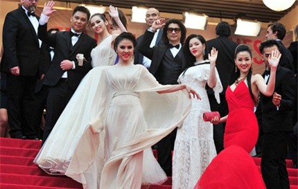 Diễn viên Huy Khánh: Nghệ sĩ Việt đến Cannes là để "ăn liên hoan" 1
