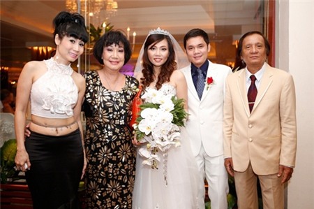 Diễn viên Thẩm Thúy Hằng bất ngờ tái xuất - 4