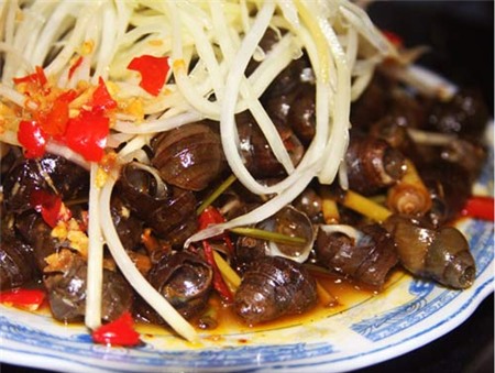 Khám phá 10 món ăn hấp dẫn nhất Đà Nẵng 9