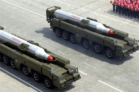 Các tên lửa của Triều Tiên trong một cuộc duyệt binh.