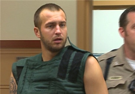 Cha nhốt con 6 tuần tuổi quấy khóc vào ngăn đá tủ lạnh 1