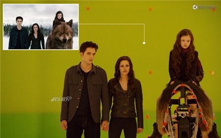 "The Twilight", con của cặp đôi "ma cà rồng" cưỡi trên lưng một con sói.
