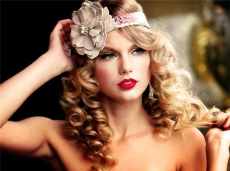 BST bờm tóc siêu dễ thương của Taylor Swift - 1