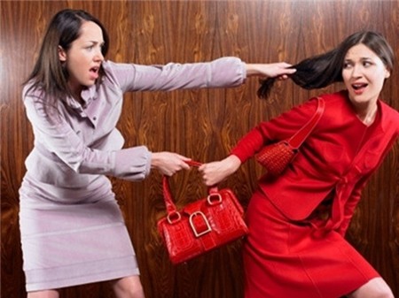 Khi gái ngoan bỗng biến thành... người thứ ba 1