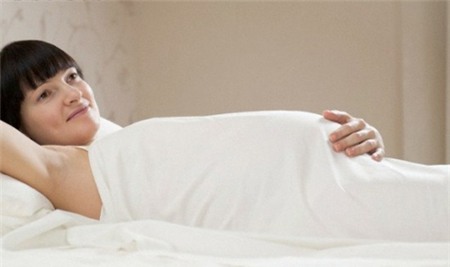 Thói quen “cần bỏ ngay” khi mang bầu - 3