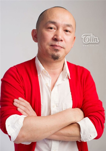 Quốc Trung ‘Cái thú nhất của giám khảo là khen chê lại ra tiền’