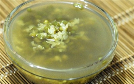 Xóa tan nỗi lo thâm nám do ảnh hưởng của nắng hè 2