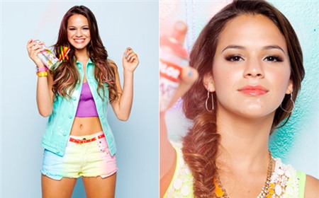 Ngoài nghiệp diễn, Bruna còn làm người mẫu quảng cáo.