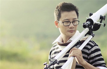 Hoàng Bách: Yêu hiện tại trân trọng quá khứ - 1