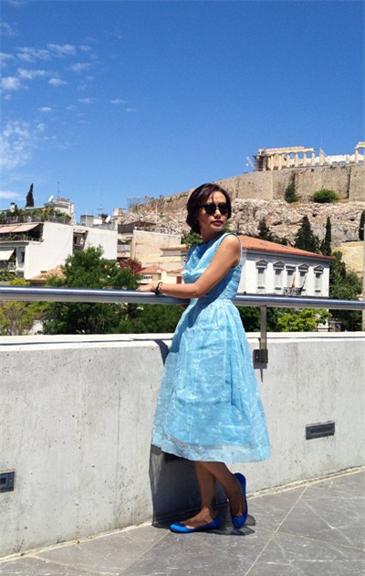 Hồng Ánh trẻ trung,