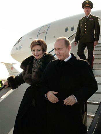 The Putins pointed out that their two daughters are grown up, but that the family remains close.