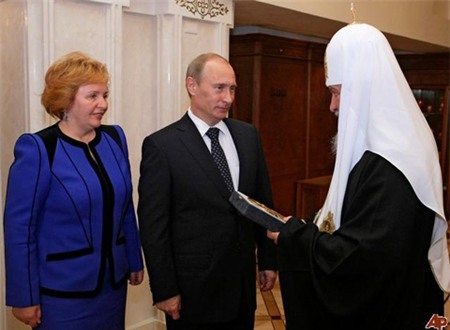Putin, ly dị, Lyudmila
