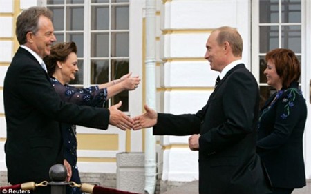 Putin, ly dị, Lyudmila