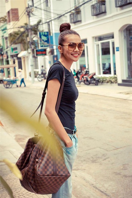 Diện quần jeans 'chất' như Thanh Hằng - 7
