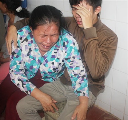 Tai nạn 6 người chết: 15 phút định mệnh, Tin tức Việt Nam, Tin tức trong ngày, tai nan 6 nguoi chet, xe may va o to 6 nguoi tu vong, xe may va o to, tai nan nghiem trong, tai nan dac biet nghiem trong, tai nan chet nguoi, tai nan giao thong, tngt, tai nan, bao, tin nhanh, tin hot, tin tuc, vn