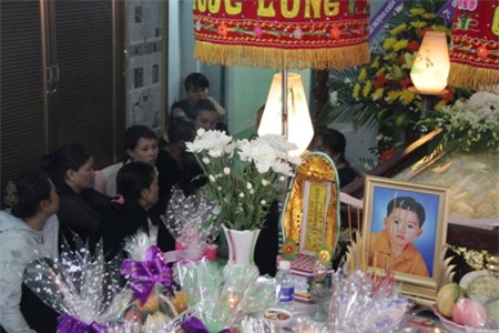Di ảnh cháu Thọ