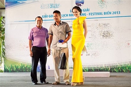 HH Diễm Hương tươi tắn trong vai trò MC - 4