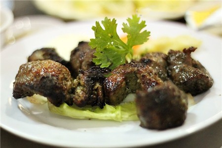 Nếm thử món nướng Sài Gòn 5