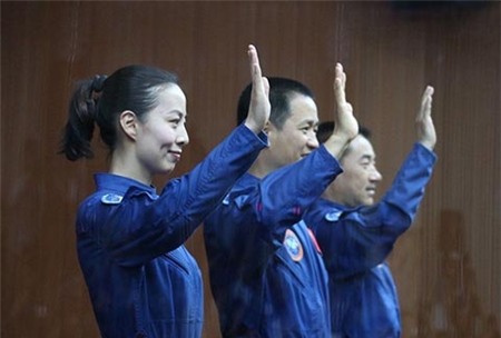 Thần Châu 10, phóng vệ tinh, trung tâm, Trung Quốc, Tửu Tuyền